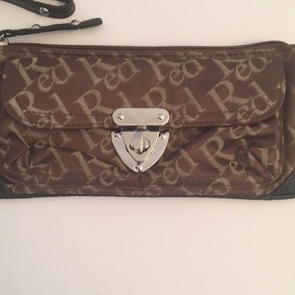 Red Brand Jacquard Logo Sm Kiss lock Wristlet Bag - Picture 2 of 8